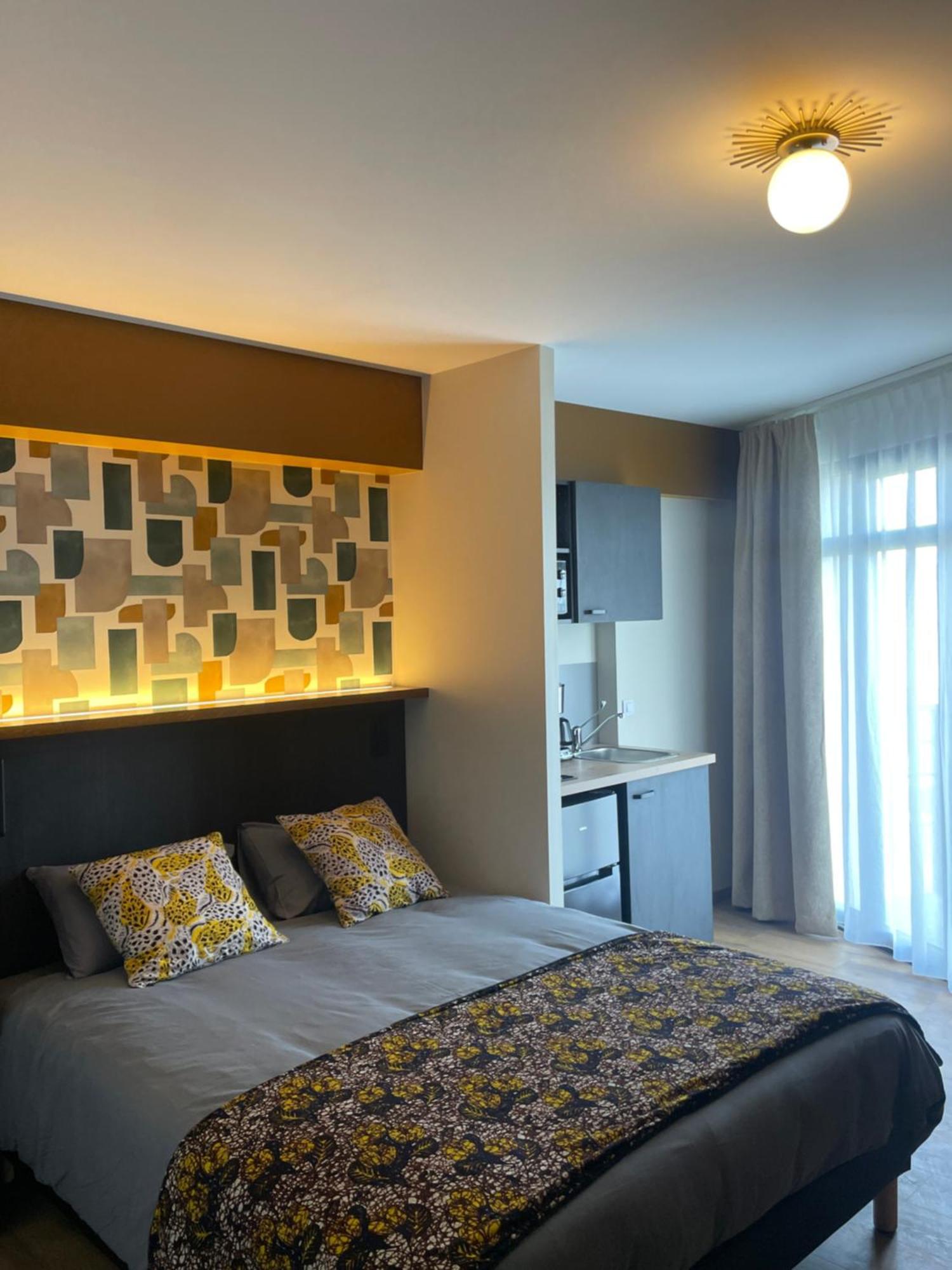 Smart 105 Aparthotel *